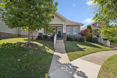 1013 Rochelle Ave