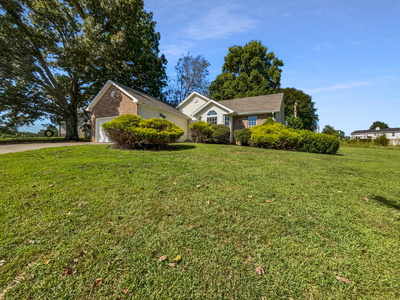 1910 Roscoe Dr
