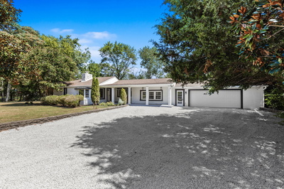 202 Harbor Dr