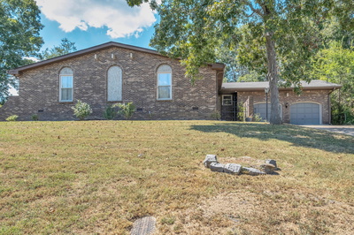 3808 Anderson Rd