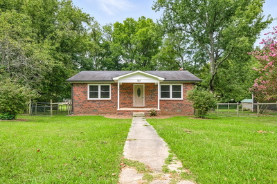 707 Clay Ave