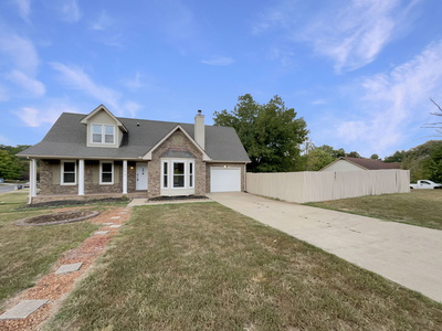 204 Melodie Dr