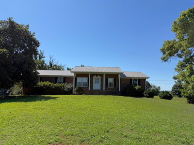 1785 Foster Rd