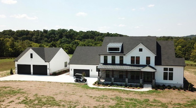 Exterior view of 3730 Rutledge Ln in Lewisburg, TN