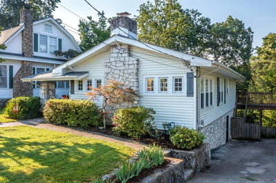 Exterior view of 3308 Alta Vista Drive in Chattanooga, TN