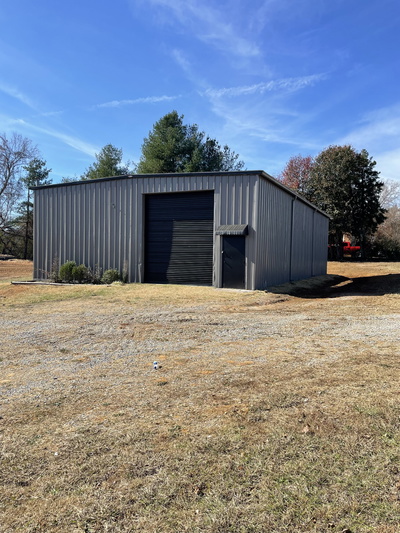 899 Underwood Rd