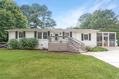 7316 Chester Rd