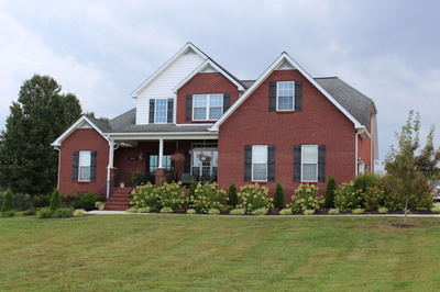 2105 Foster Cir