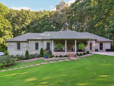 106 Dogwood Ct