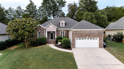 8877 Sunridge Drive