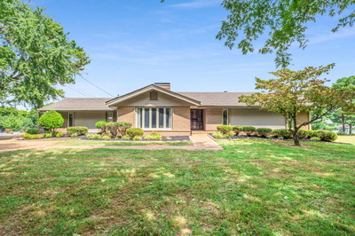 325 Shute Lane