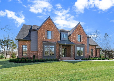 520 Mansion Dr