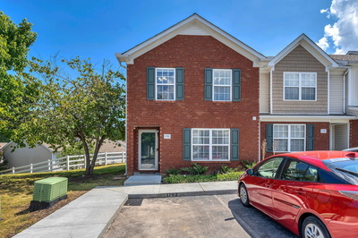 1792 Red Jacket Dr