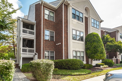 502 Ashlawn Ct
