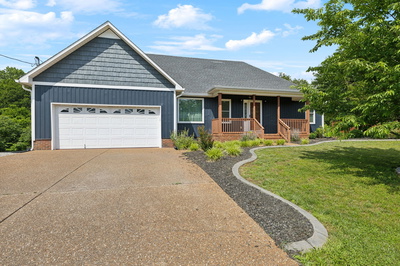 141 Crestview Dr
