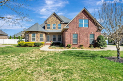 2726 Wynthrope Hall Dr