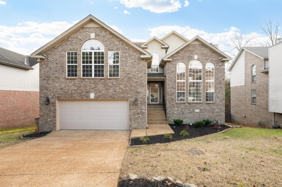 5473 Oak Chase Dr
