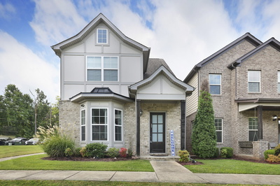 200 Cedar Place Row