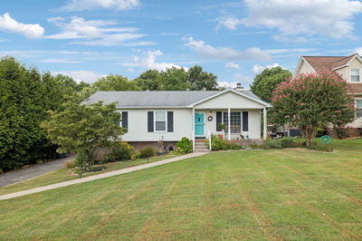 135 Riverwood Dr
