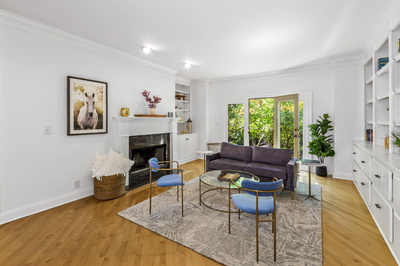 228 Westchase Dr