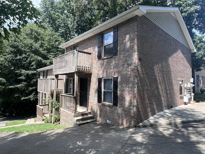 470 Martha Ln