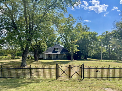2085 Wilson Pike