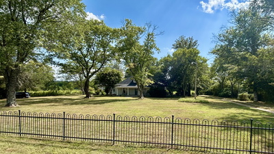 2081 Wilson Pike
