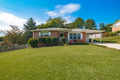 7312 Elaine Circle