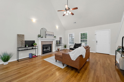 3426 Foxrun Ln