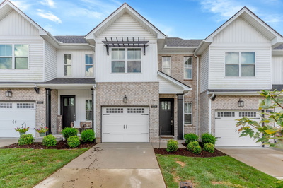 1225 Hayloft Pl