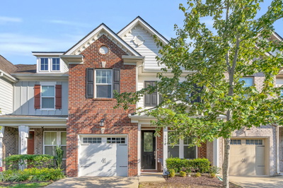 1034 Livingstone Ln