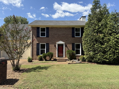 1200 Springwood Dr