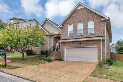 805 Daybreak Dr