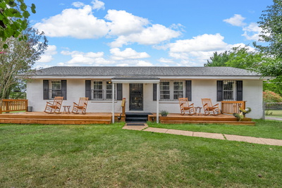 203 Eva Dr