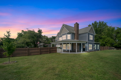 1003 Beacon Ct