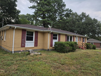 7 Hillsboro Rd