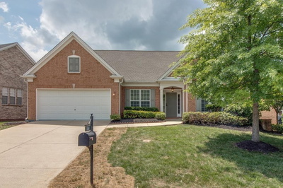 1541 Indian Hawthorne Ct