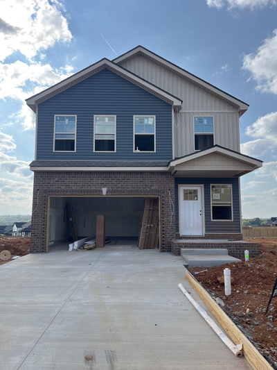 255 Cardinal Creek
