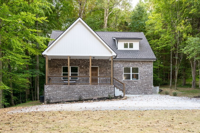 2 Hickory Hill Drive