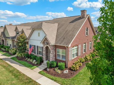 631 Weybridge Dr