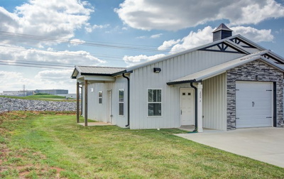 200 BAINBRIDGE DRIVE