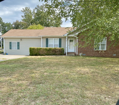 Exterior view of 815 Turtle Creek Rd in Clarksville, TN