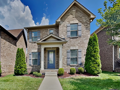 1050 Paddock Park Cir