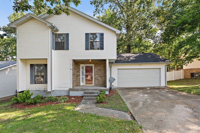 3284 Luann Dr