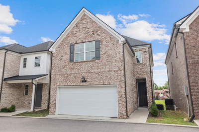 2656 Lakevilla Dr