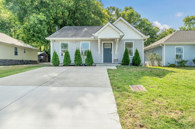Exterior view of 338 Rayon Dr in Old Hickory, TN