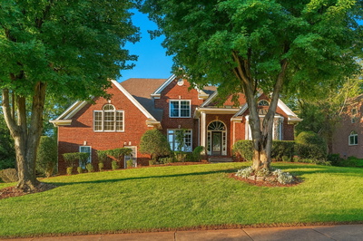 805 Walden Dr