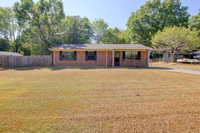 554 Roselawn Dr