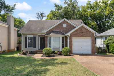 5244 Village Trce