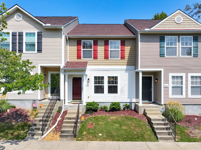 5853 Monroe Xing